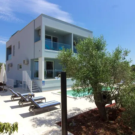 Modern Horizont With Sea View Pool And Playroom *