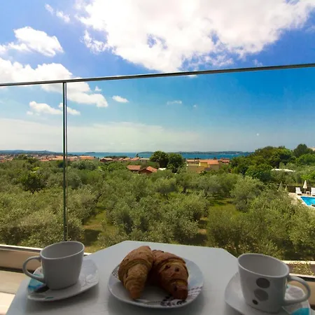 Modern Horizont With Sea View Pool And Playroom Fazana