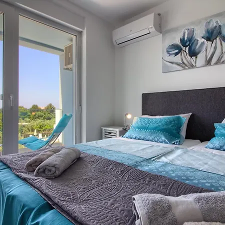 Willa Modern Horizont With Sea View Pool And Playroom Fažana